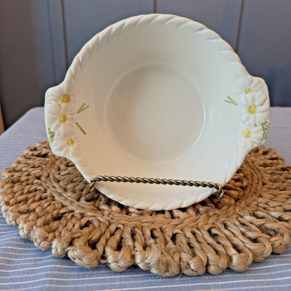 Metlox Poppytrail‎ Sculptured Daisies Round Vegetable Bowl 1964 USA 9" EUC